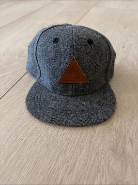Binky Bro Kids Gray Herringbone Cap with Brown Leather Patch
